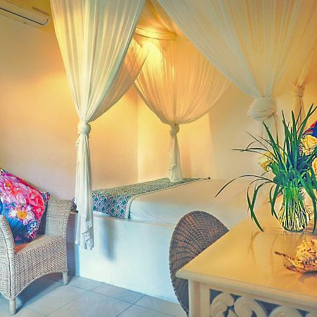 Villa White Stars Seminyak Zewnętrze zdjęcie