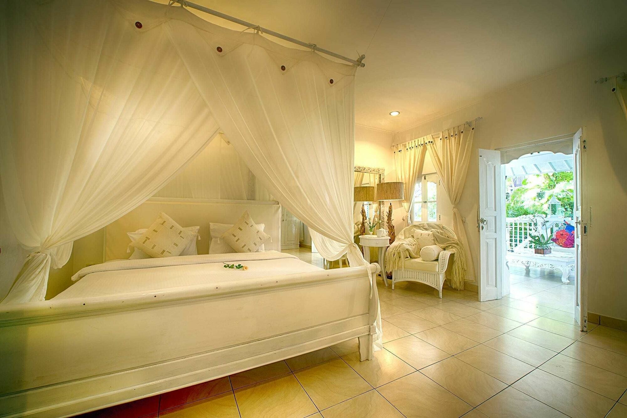 Villa White Stars Seminyak Zewnętrze zdjęcie