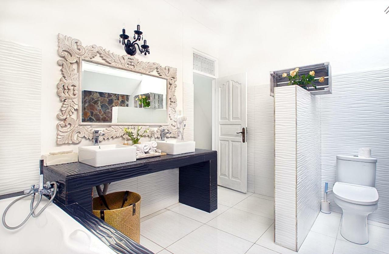 Villa White Stars Seminyak Zewnętrze zdjęcie