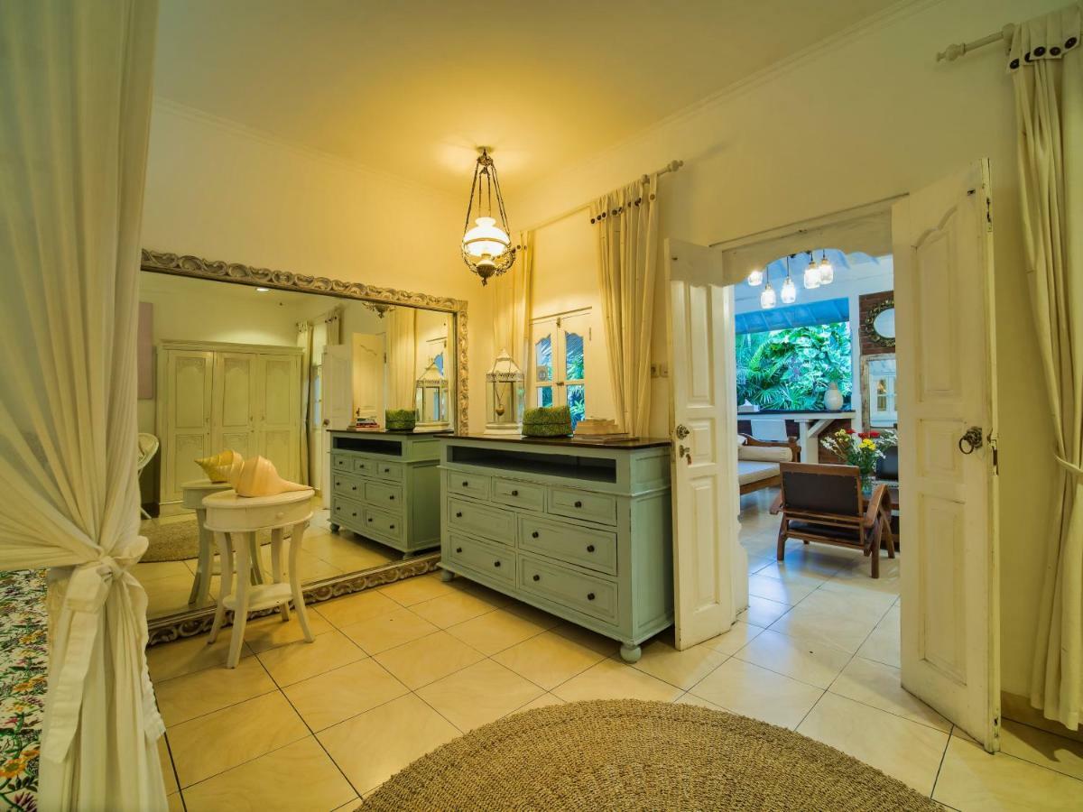 Villa White Stars Seminyak Zewnętrze zdjęcie